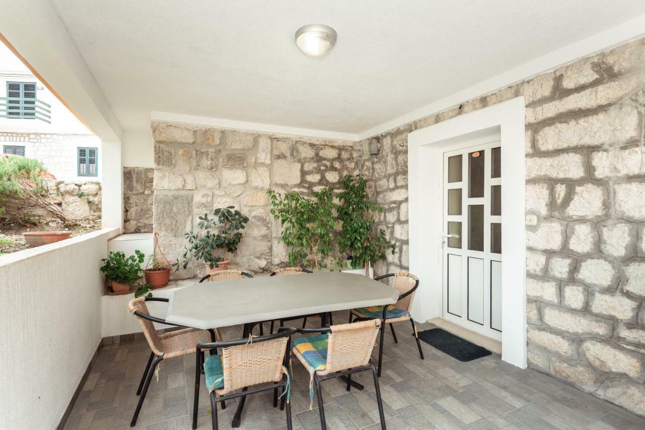 Apartmani Srsen Blace Buitenkant foto
